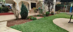 2bdrm Bungalow in Mountain View for rent
