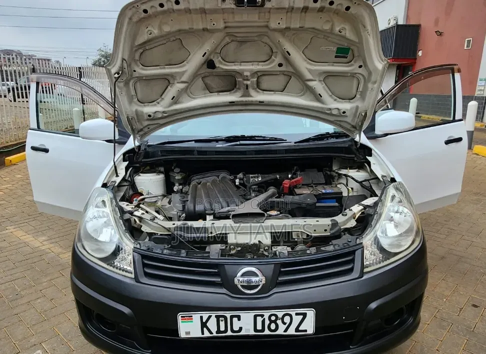 Nissan Advan 2014 White