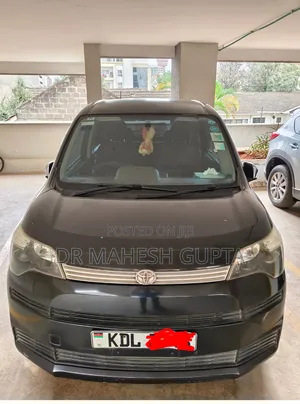 Toyota Spade 1.5 2015 Black