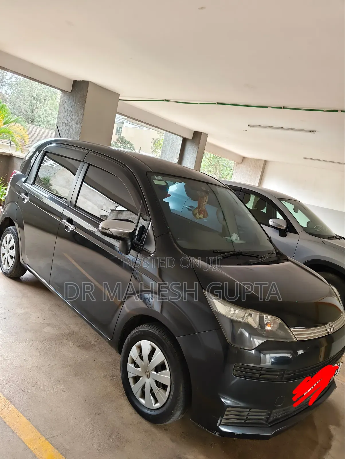 Toyota Spade 1.5 2015 Black