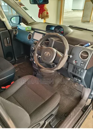 Toyota Spade 1.5 2015 Black