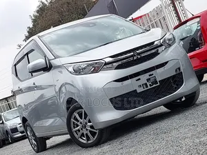 Mitsubishi EK Wagon 660 FWD 2019 Silver