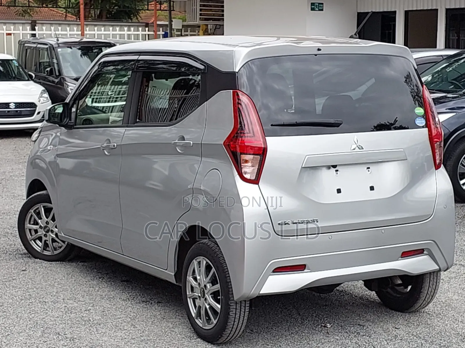 Mitsubishi EK Wagon 660 FWD 2019 Silver