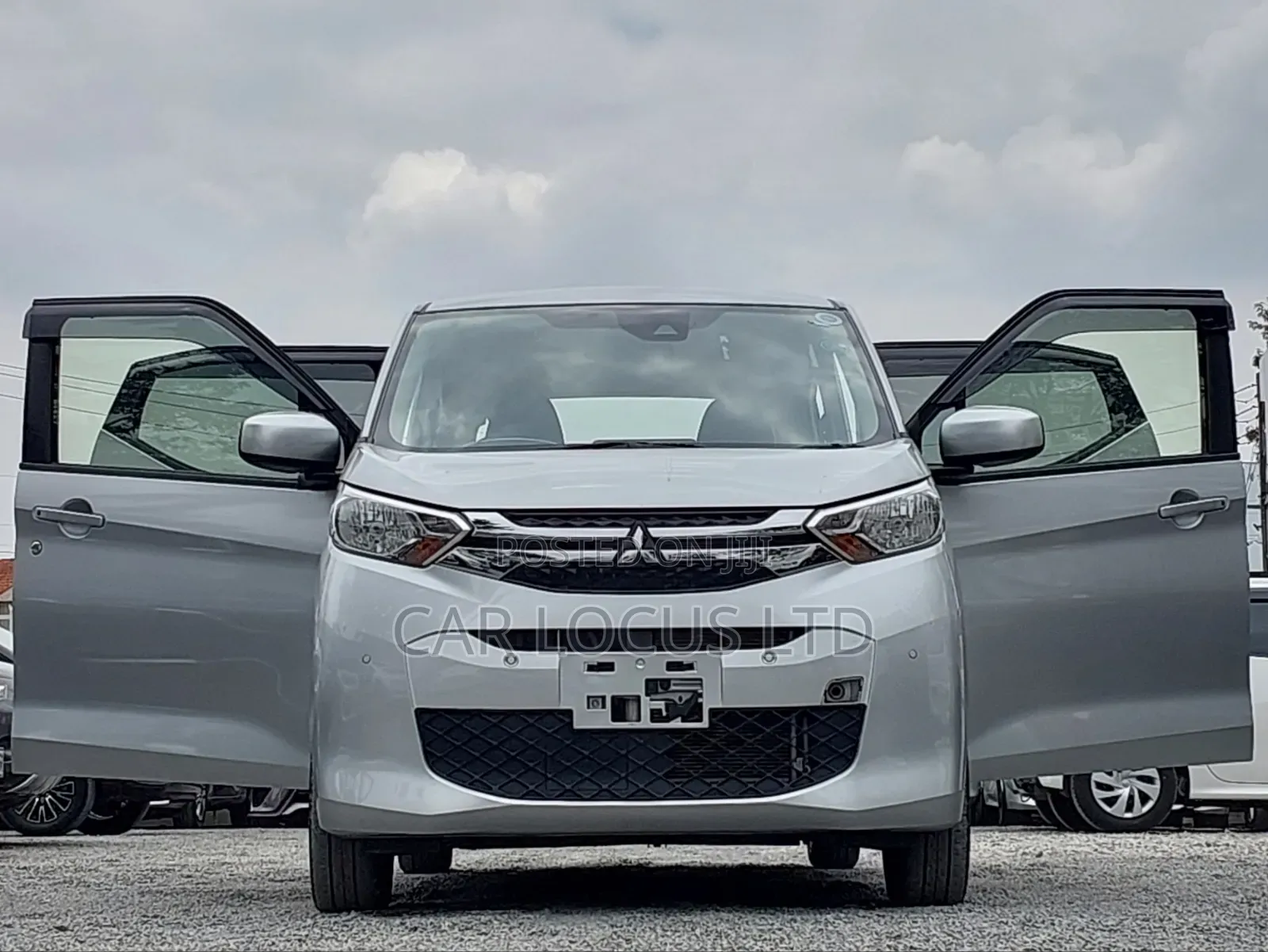 Mitsubishi EK Wagon 660 FWD 2019 Silver