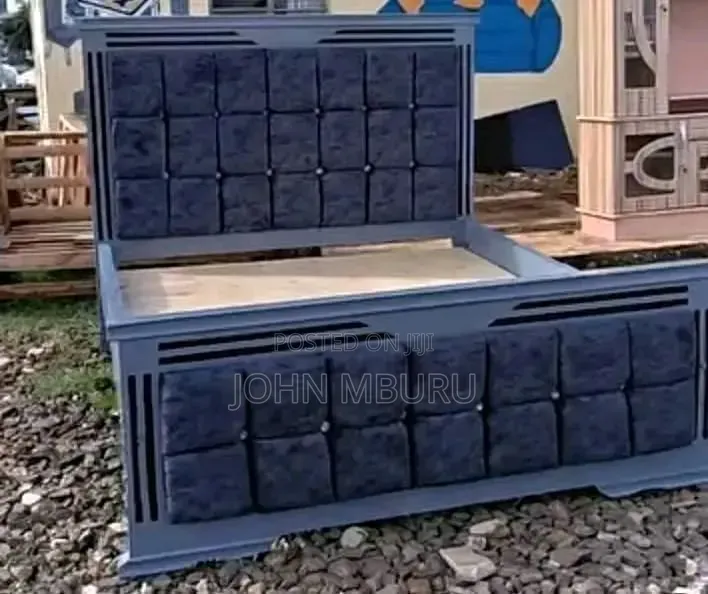 Modern Mocket Bed Gray With Dark Blue 5*6