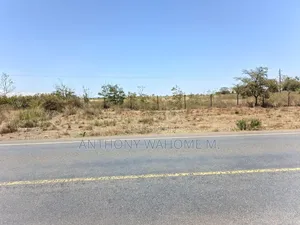 Ngoliba 27acres on the Border of Machakos County Touching Garissa Rd