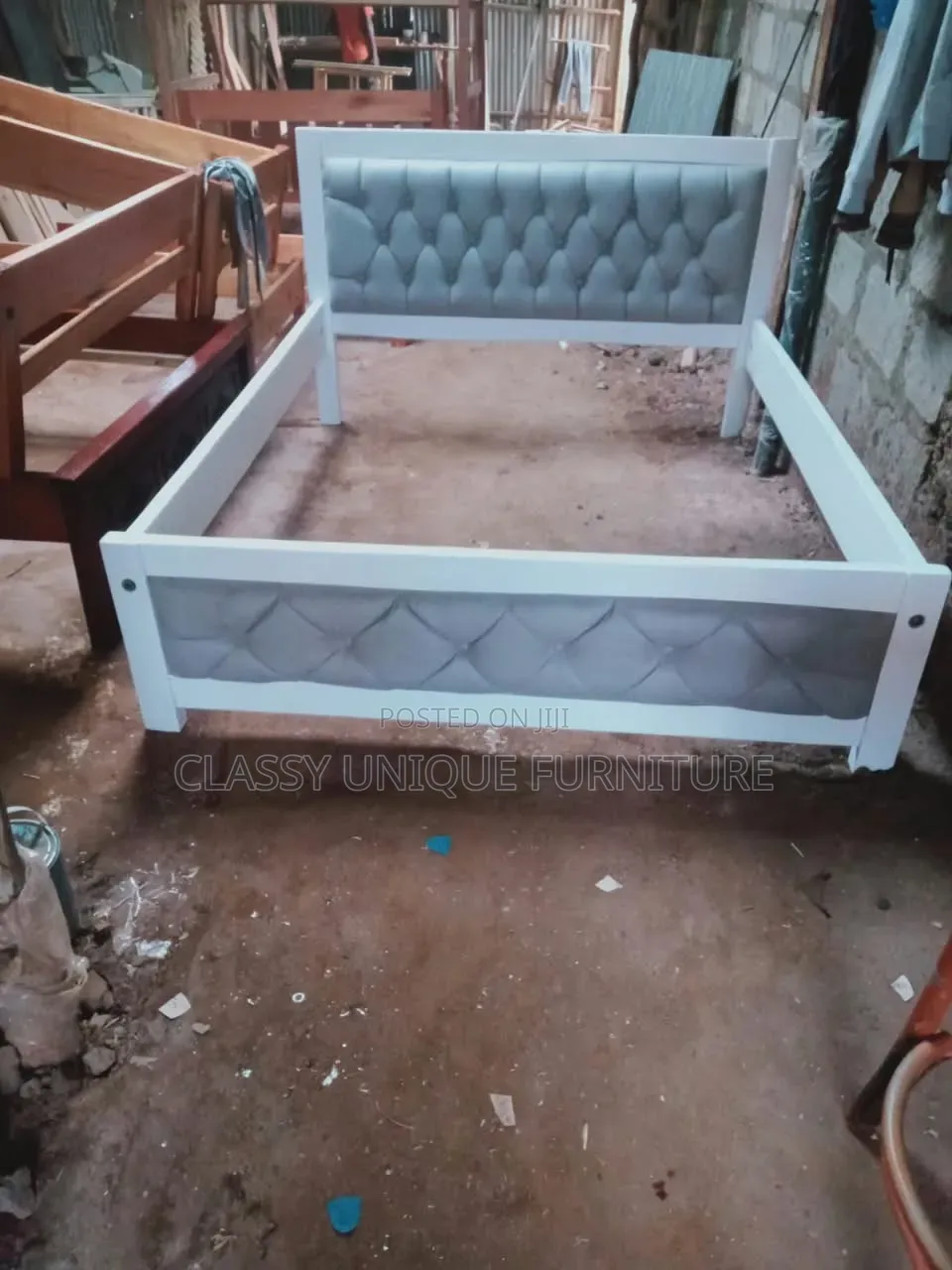 5x6 Light Grey Bed