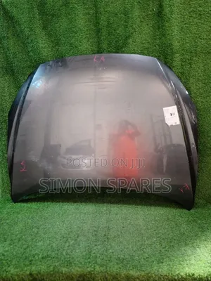 Bonnet Mazda Axela Sport 2017