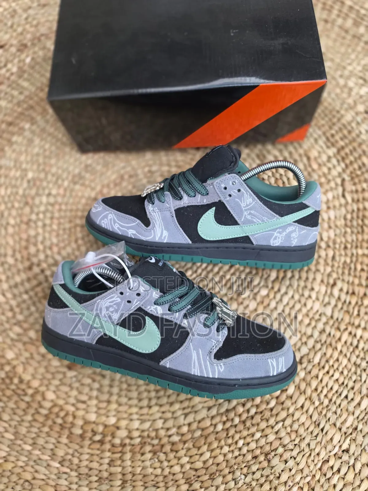 Nike Sb Dunk There Skateboard