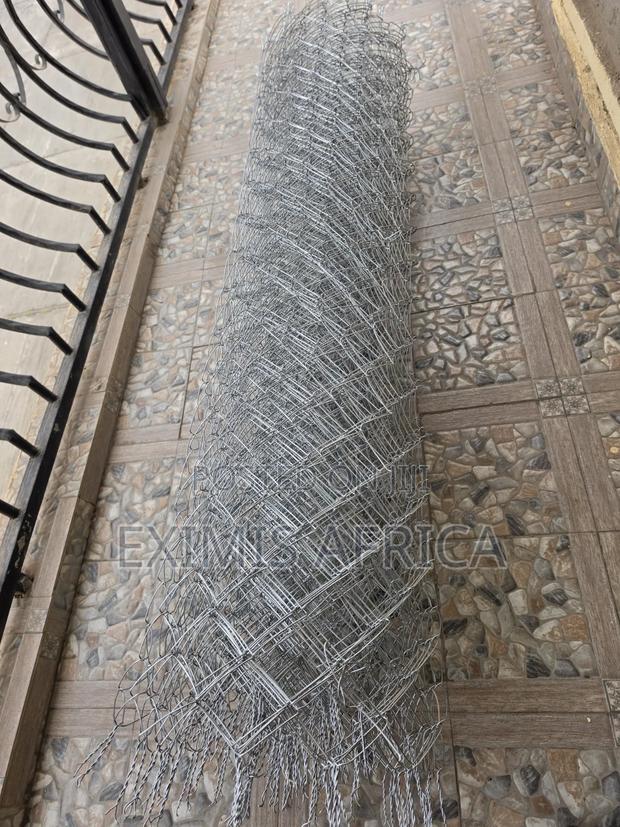 8ft 14GAUGE Chainlink 50x50Mesh