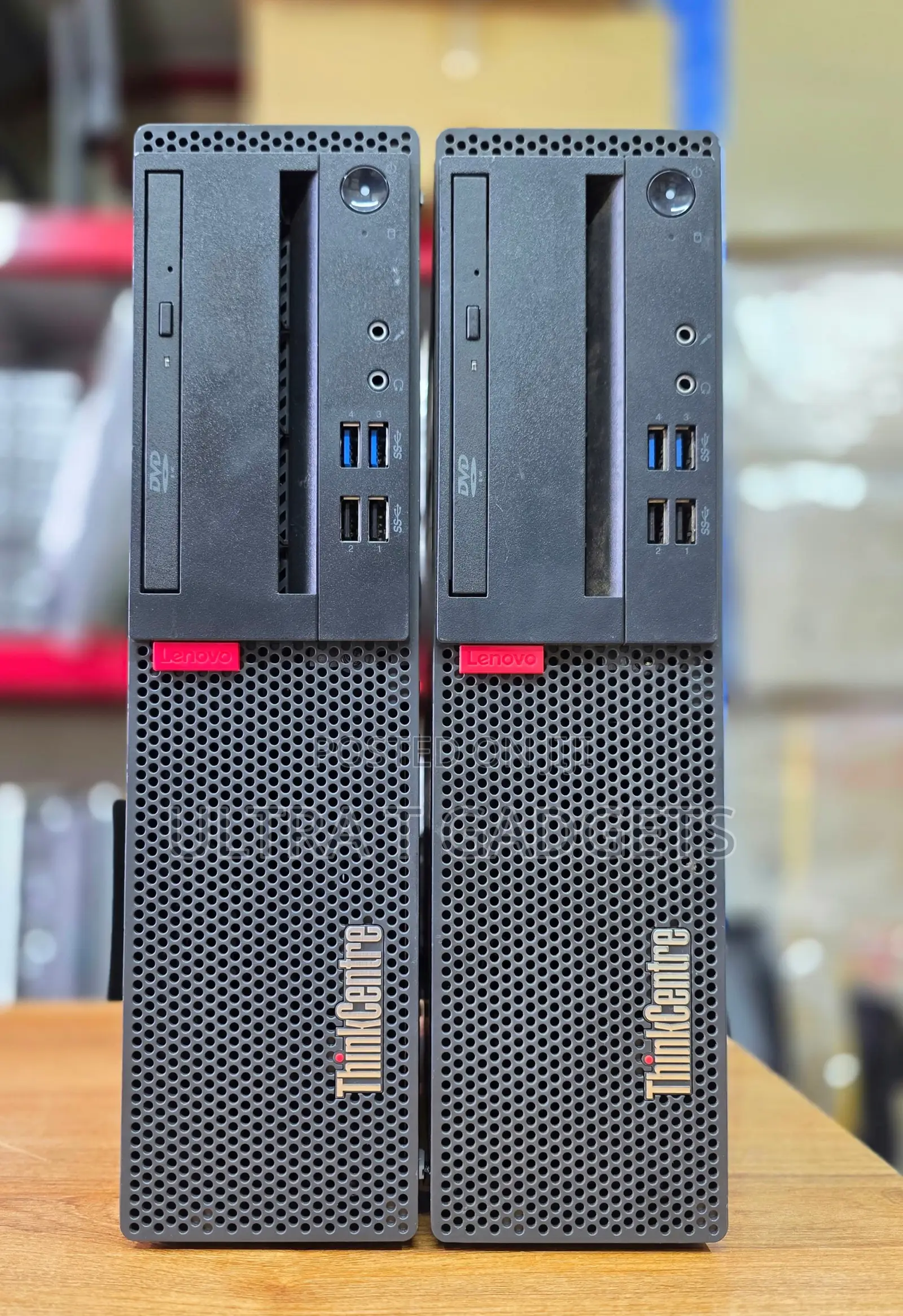Desktop Computer Lenovo 8GB AMD Ryzen 5 SSD 256GB
