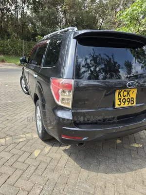 Subaru Forester 2010 Gray