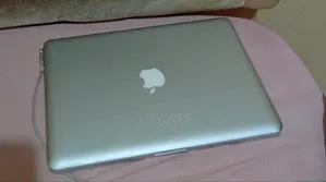 Laptop Apple MacBook 2012 4GB Intel Core i5 SSD 256GB