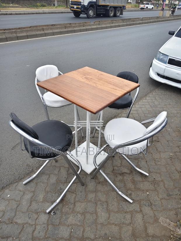 High Table and 4 Chairs Design - main view