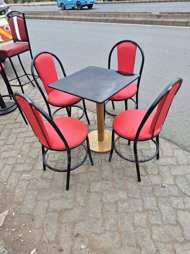 Restaurant Back Quality Design - main view