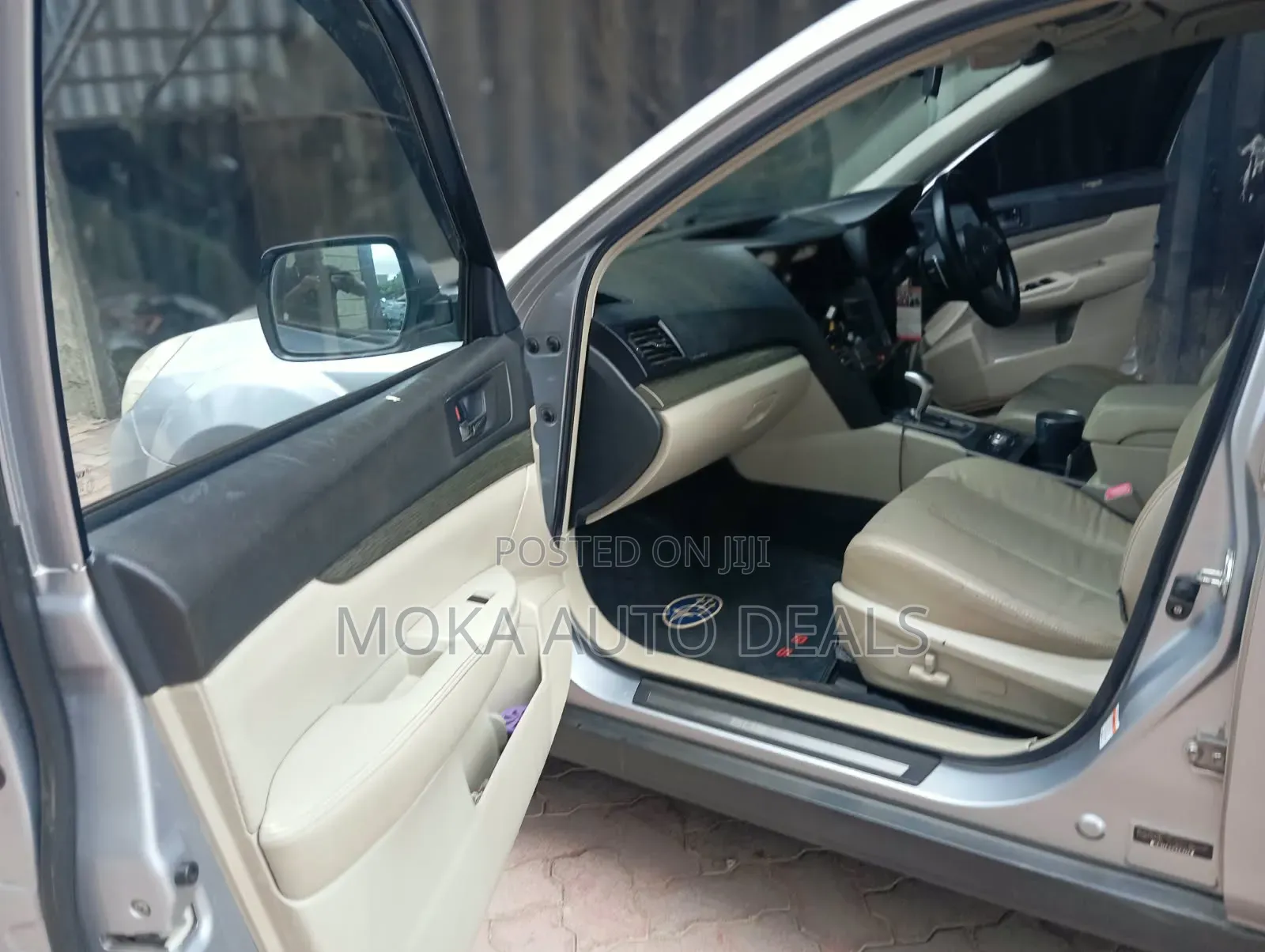 Subaru Outback 2.5i 2011 Silver