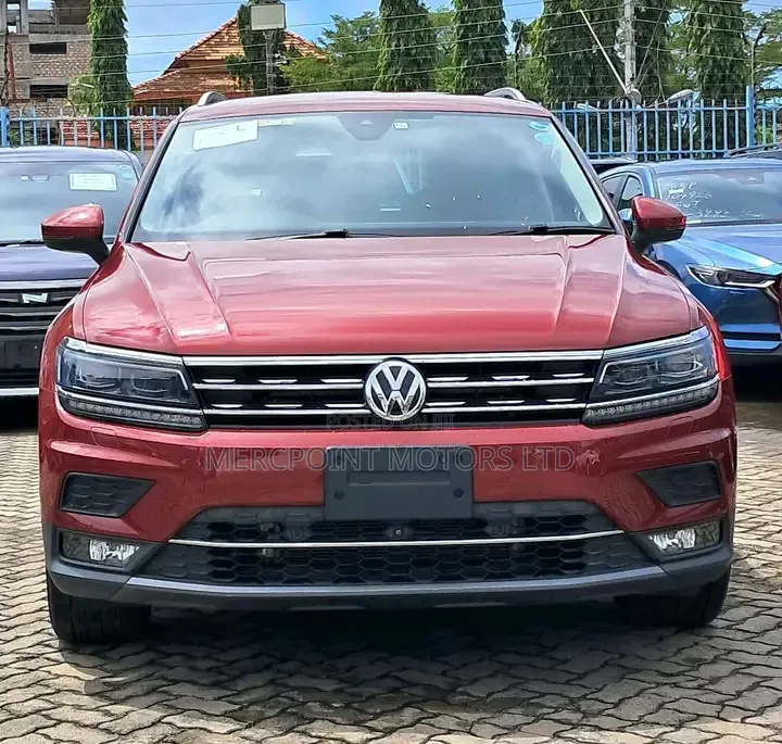 Volkswagen Tiguan 2019 Red
