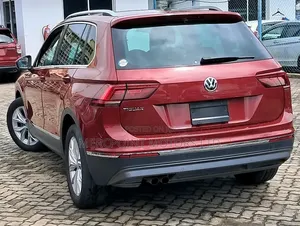 Volkswagen Tiguan 2019 Red