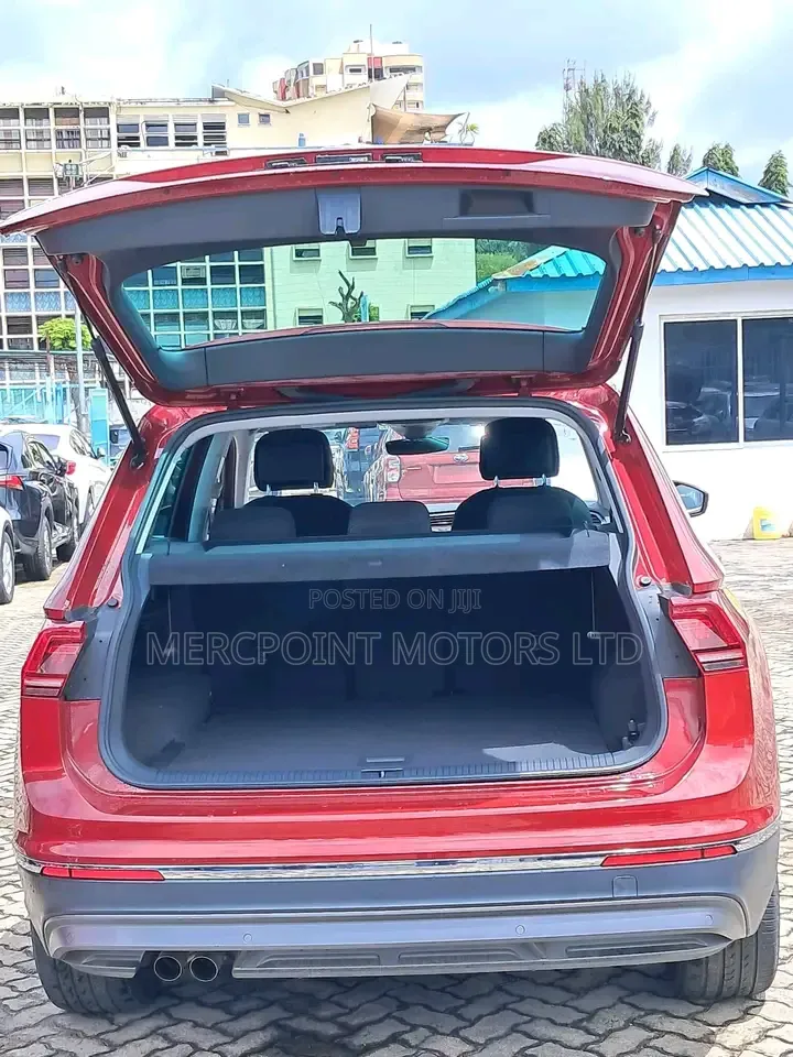 Volkswagen Tiguan 2019 Red