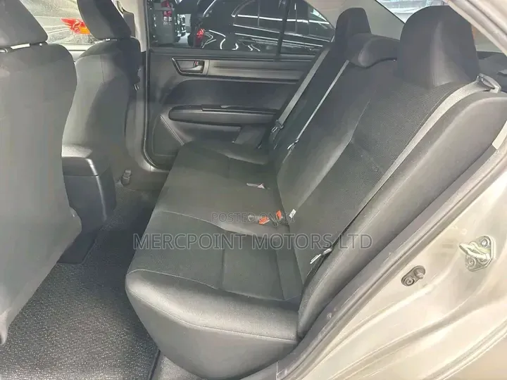 Toyota Axio 2020 Silver