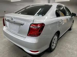 Toyota Axio 2020 Silver