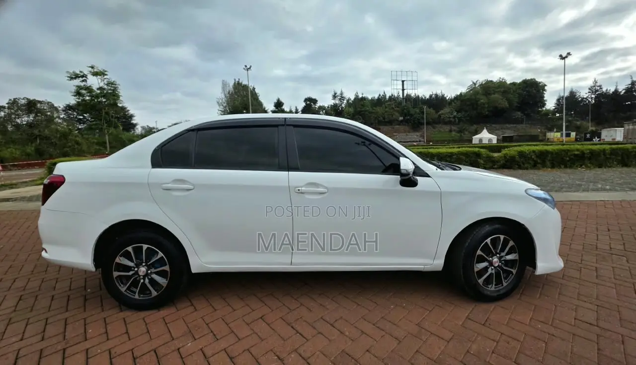 Toyota Axio 1.5 G 2WD 2015 White