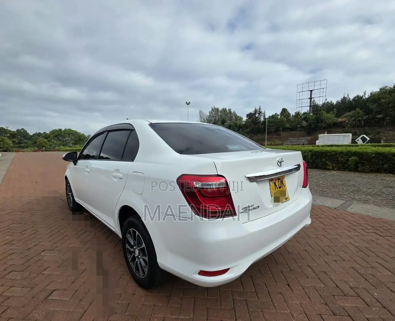 Toyota Axio 1.5 G 2WD 2015 White