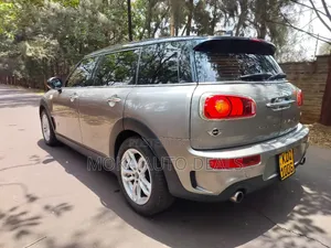 Mini Cooper 2017 Silver