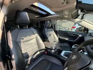 Toyota RAV4 2020 Off white