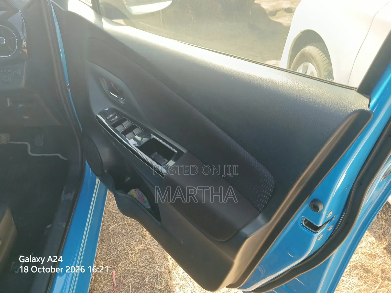 Toyota Vitz 2018 Blue