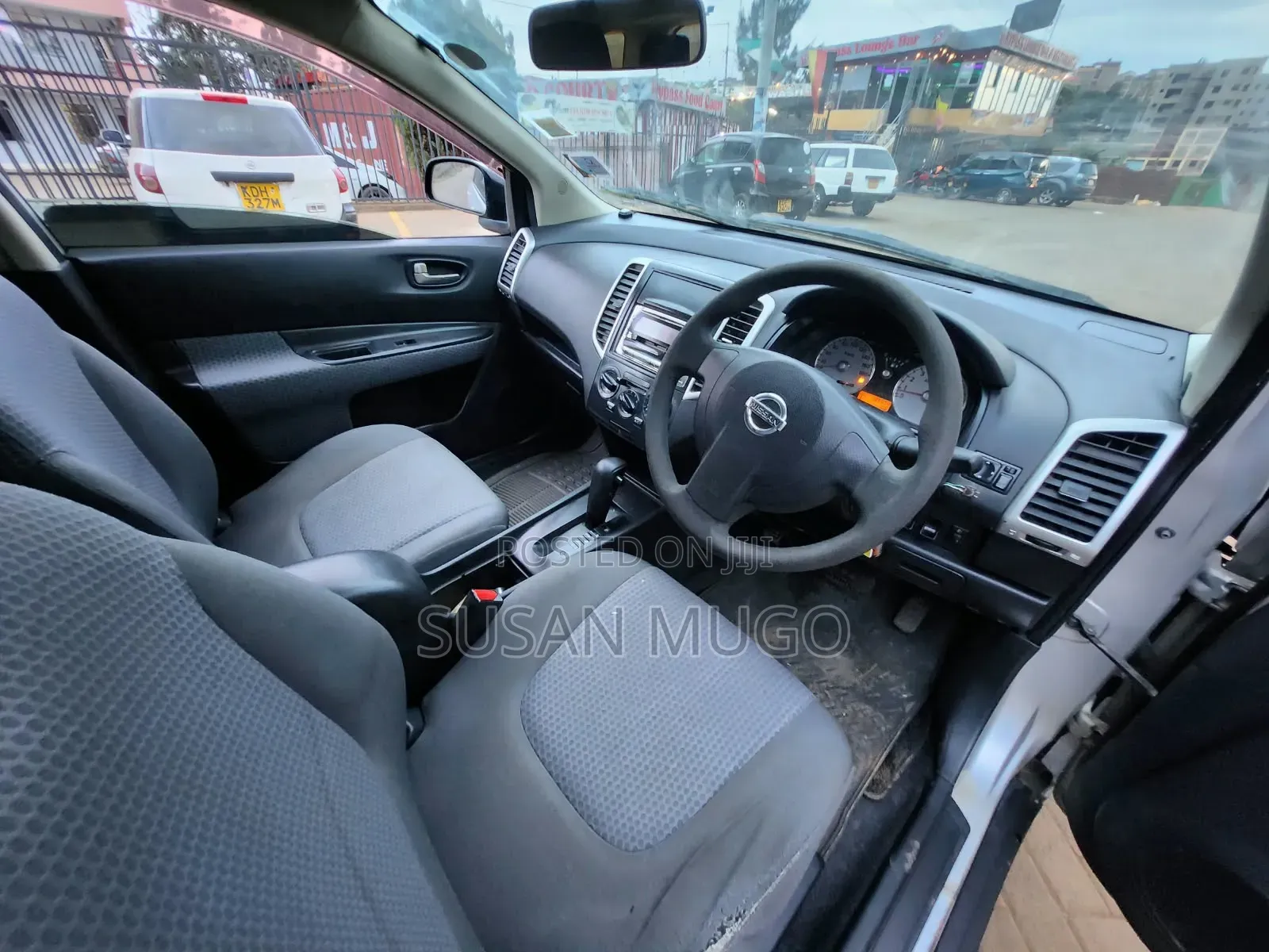 Nissan Wingroad 2009 Silver