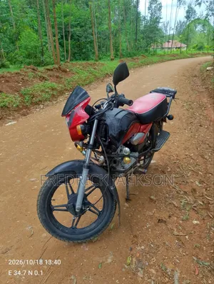 TVS HLX Plus ES 2020 Red