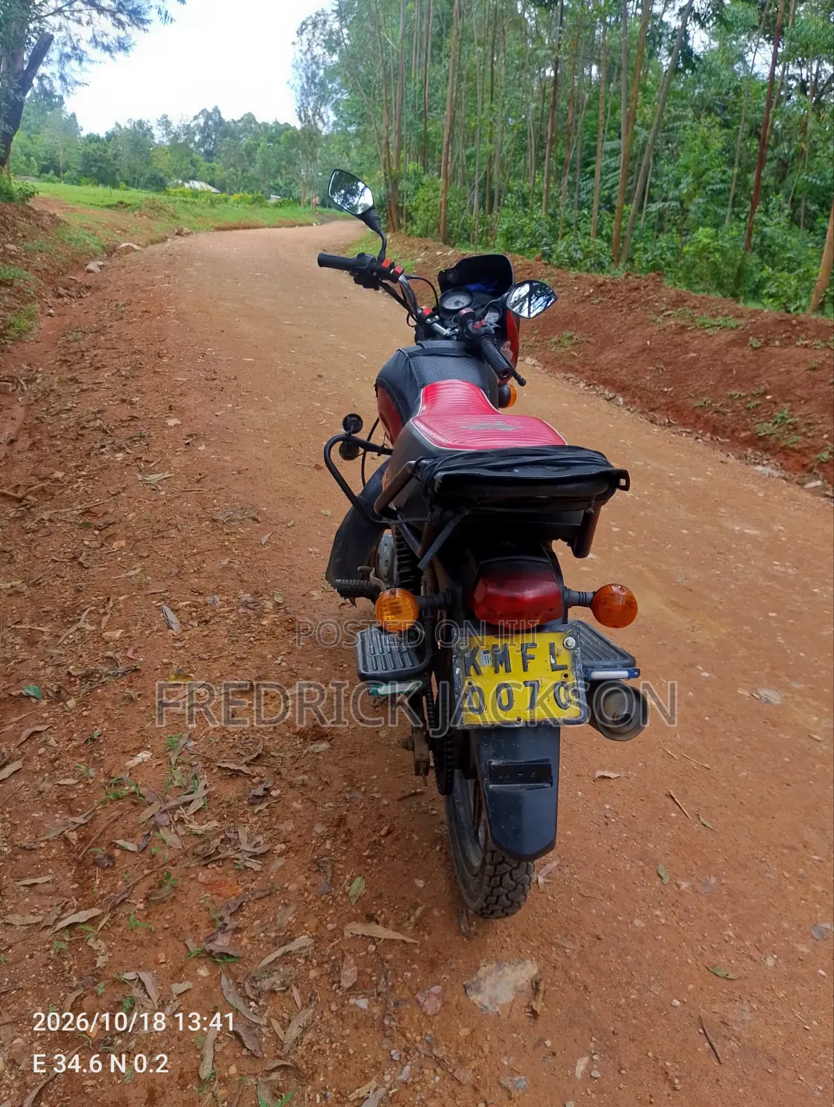 TVS HLX Plus ES 2020 Red