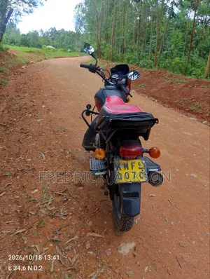 TVS HLX Plus ES 2020 Red