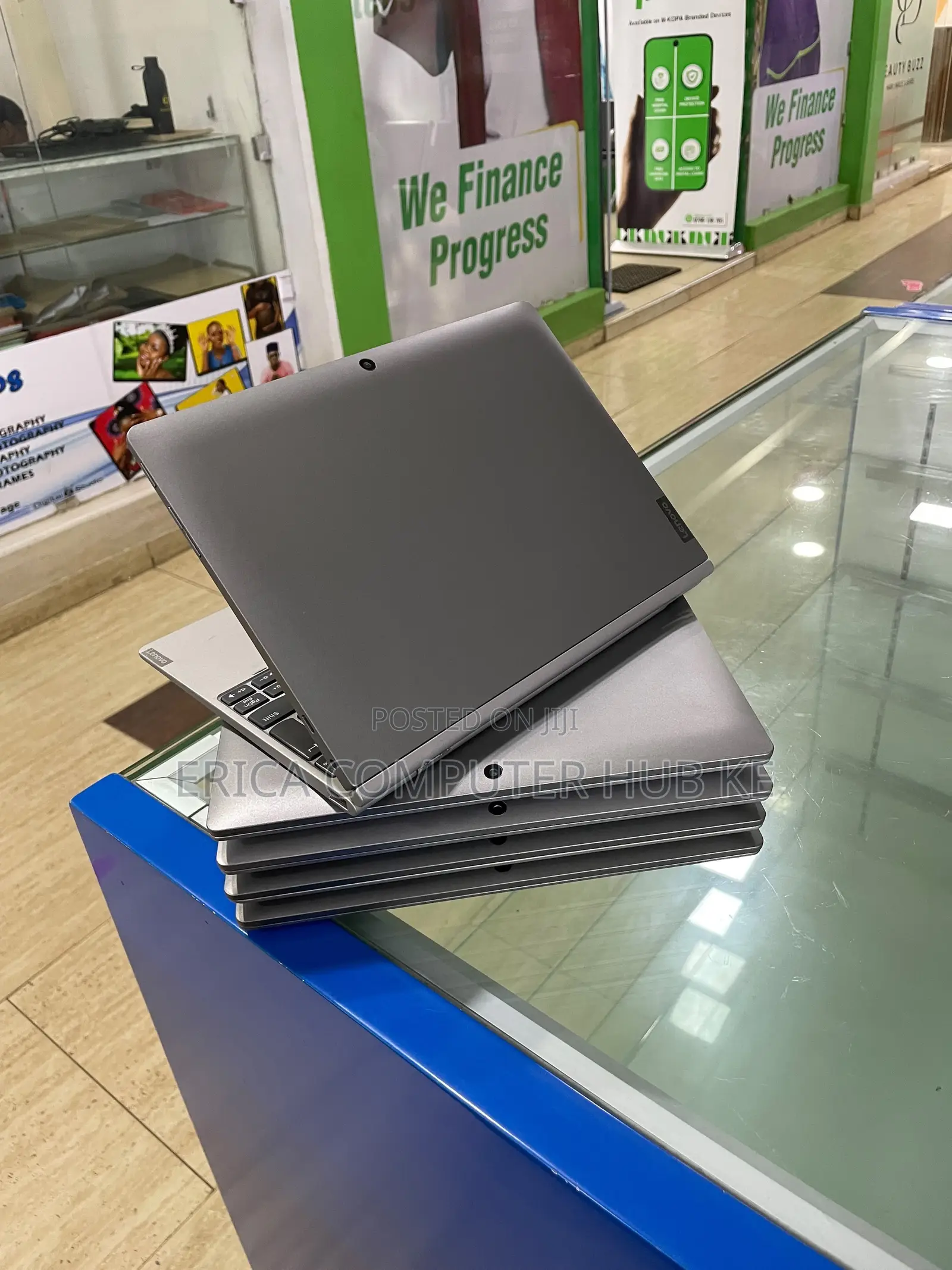 Laptop Dell 4GB Intel SSD 128GB