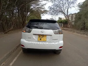 Toyota Harrier 2.4 2010 White