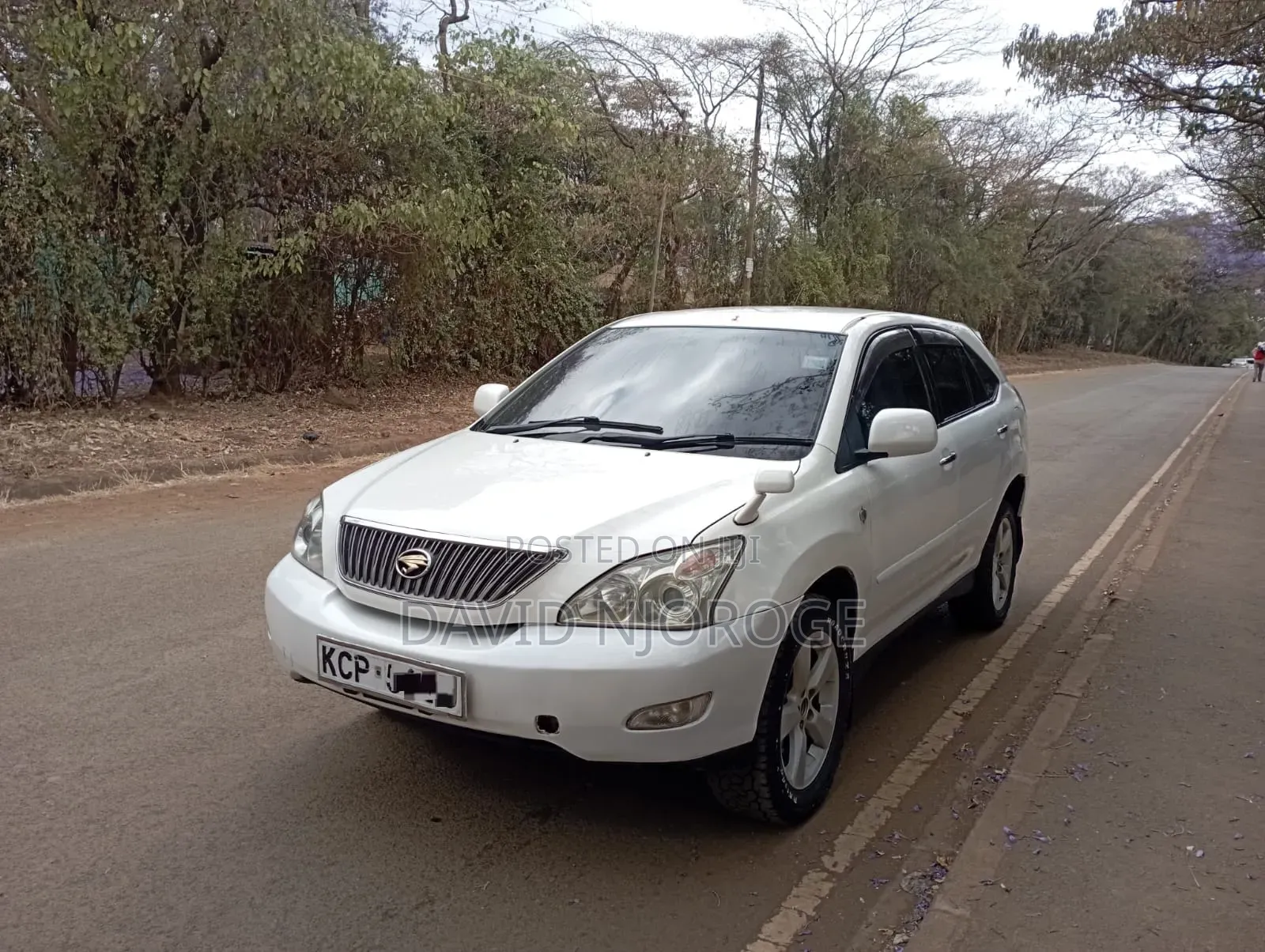 Toyota Harrier 2.4 2010 White