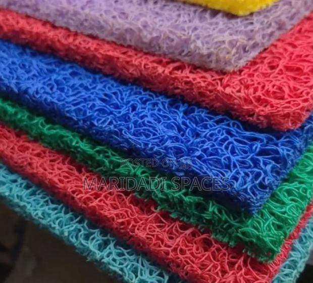 Anti-Slip Spaghetti Coil Mats - main view