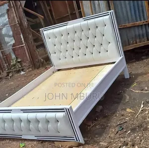 Mocket Bed White 5*6