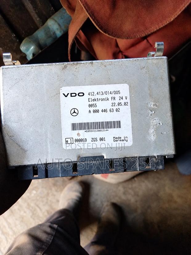 Mercedes-Benz Actros / Axor FR Drive Control Module A - main view