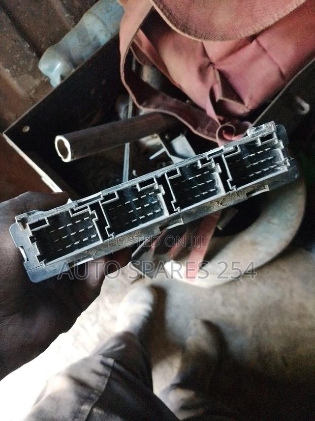 Mercedes-Benz Actros / Axor FR Drive Control Module A - thumbnail 3
