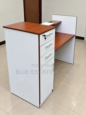 Modern Reception Desk – Brown and White