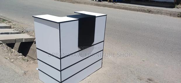 Office Reception Desks (1.2mrs) - thumbnail 2