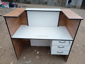 Welcoming Visitors Report Desks