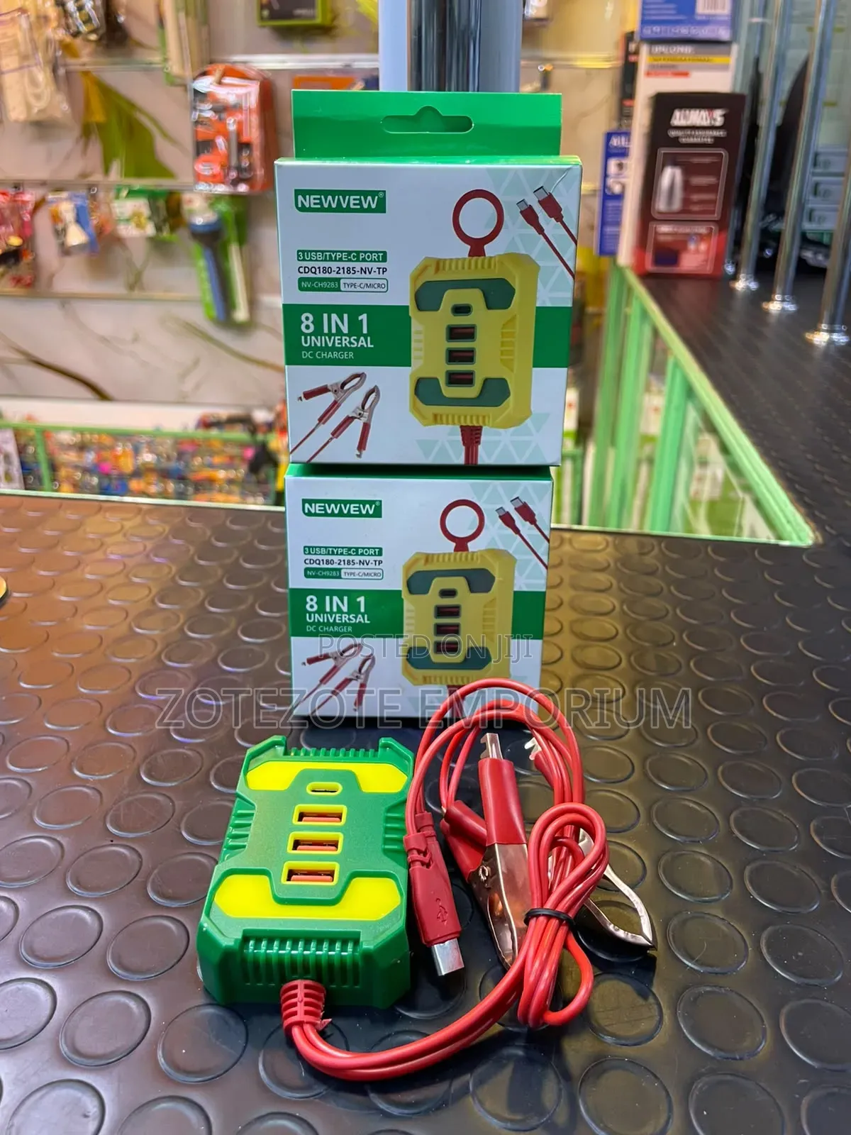 Universal DC Charger