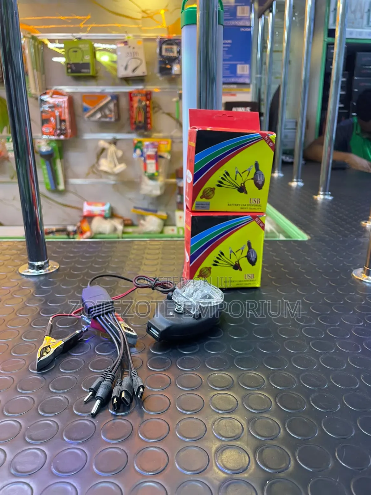 Universal DC Charger