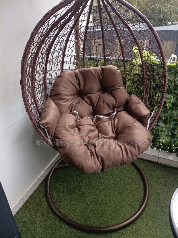 Strong Egg Shaped Chairs - main view