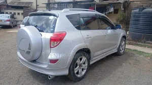 Toyota RAV4 2007 Silver