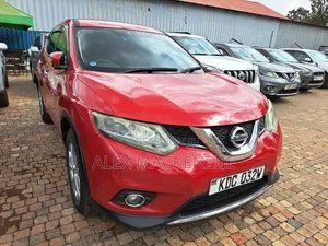 Nissan X-Trail 2014 Red