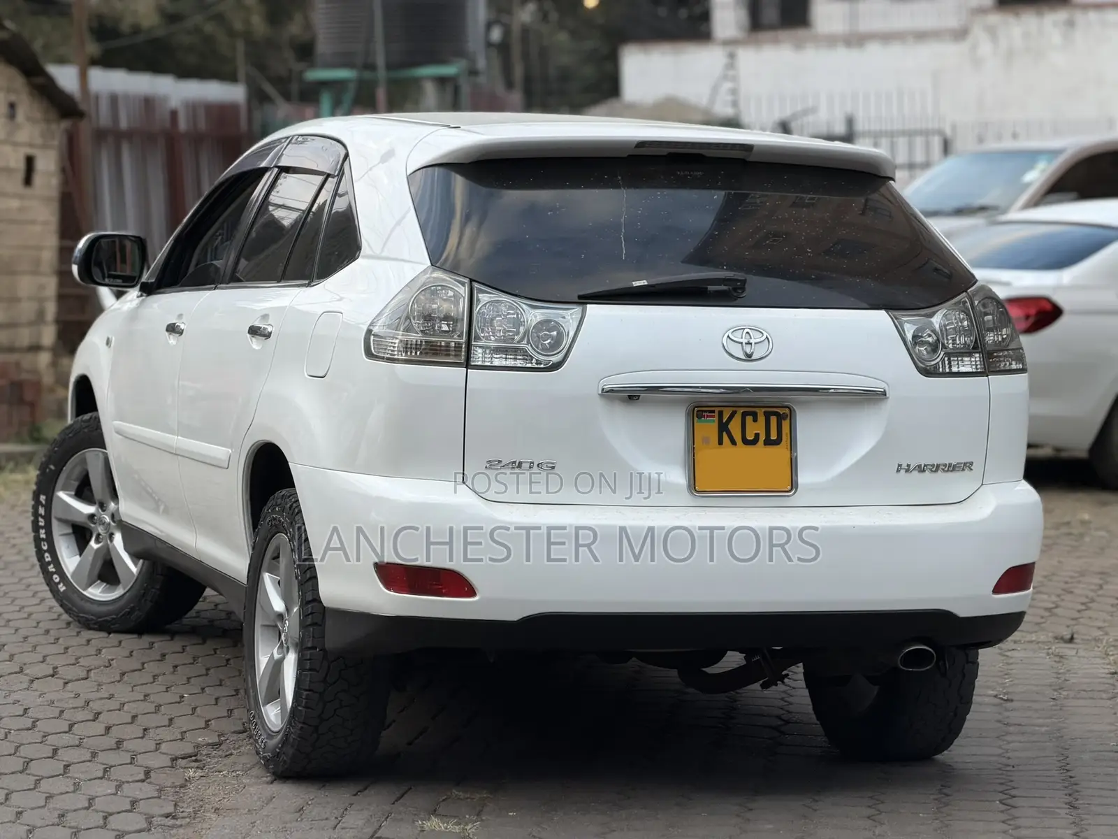 Toyota Harrier 2.4 2008 White